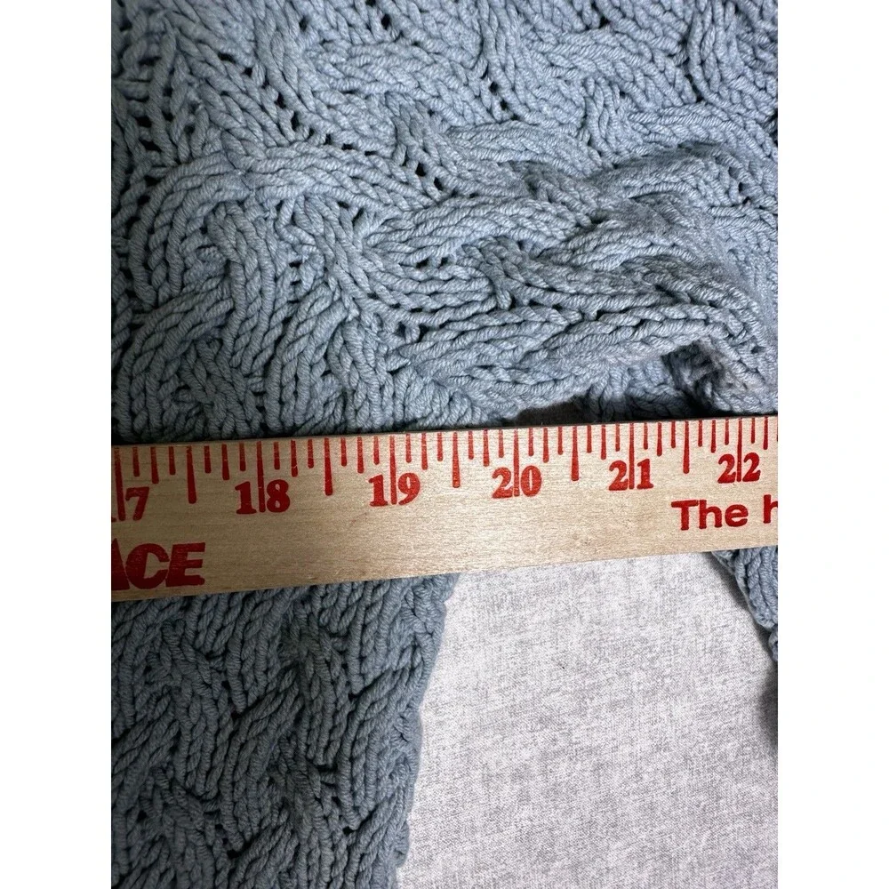 Womens Liz Claiborne Sky Blue Cable Knit Chunky Sweater Size Large V neck Granny